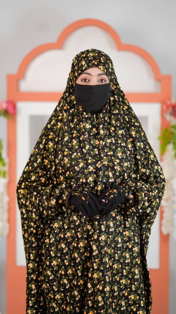 Ebony Gold Animal Print – Salah Long Khimar - Image 2