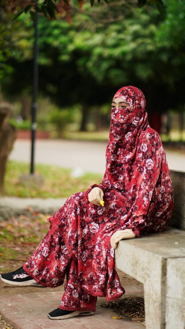 Crimson Floral – Plaju Khimar Set